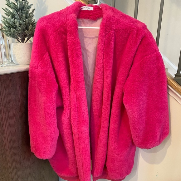 Sweater - Picture 2 of 5